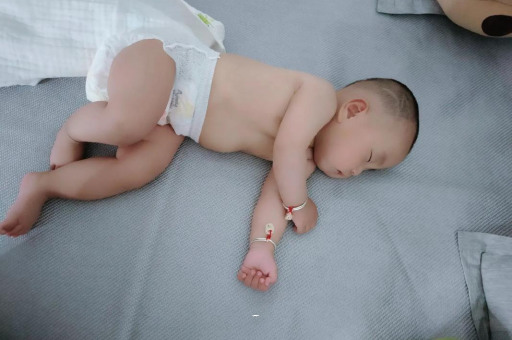 浙江2岁宝宝发烧